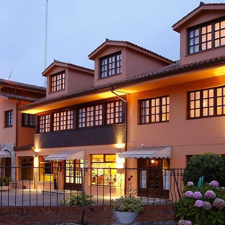 Hotel Marques De La Moral Naveces Екстер'єр фото