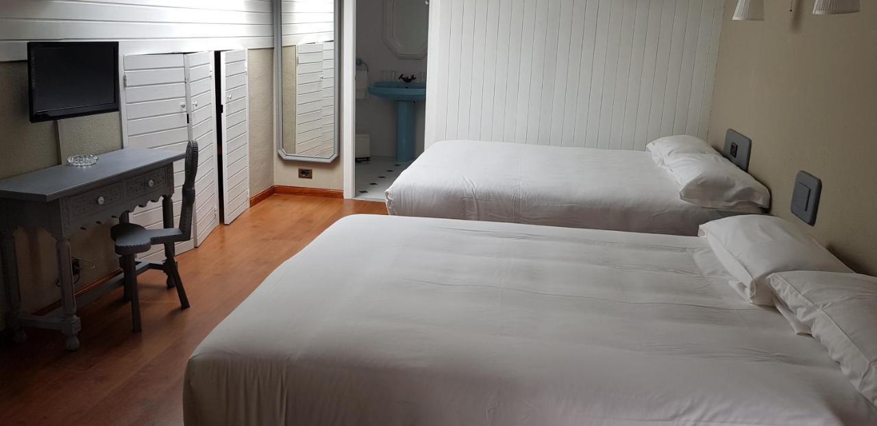 Hotel Marques De La Moral Naveces Екстер'єр фото
