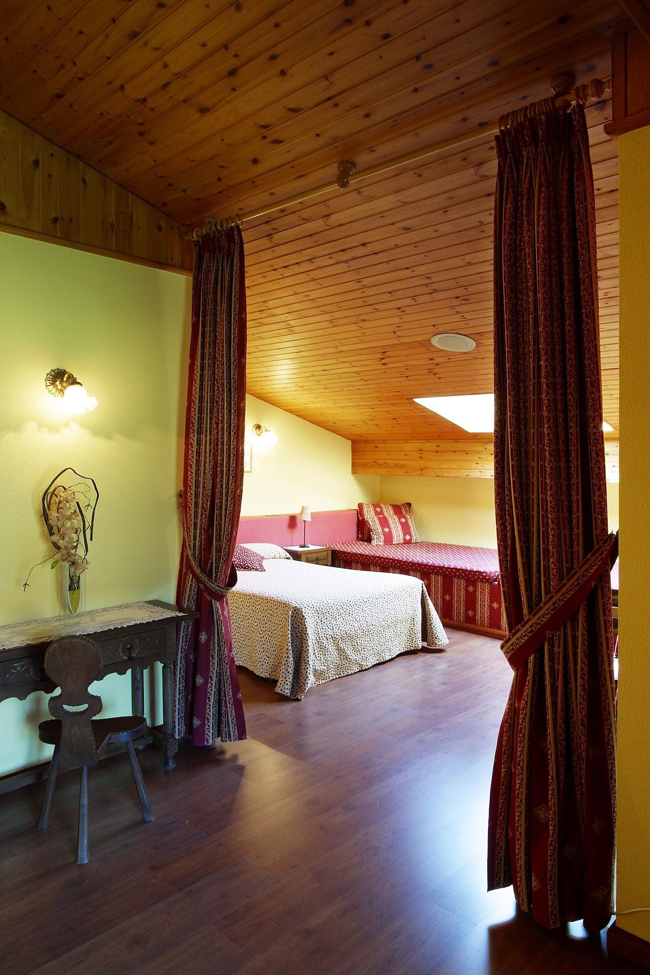 Hotel Marques De La Moral Naveces Екстер'єр фото