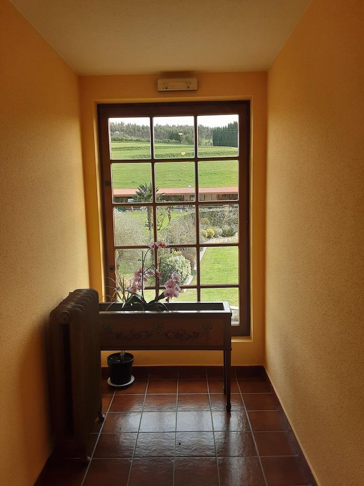 Hotel Marques De La Moral Naveces Екстер'єр фото