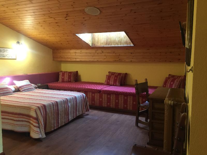 Hotel Marques De La Moral Naveces Екстер'єр фото